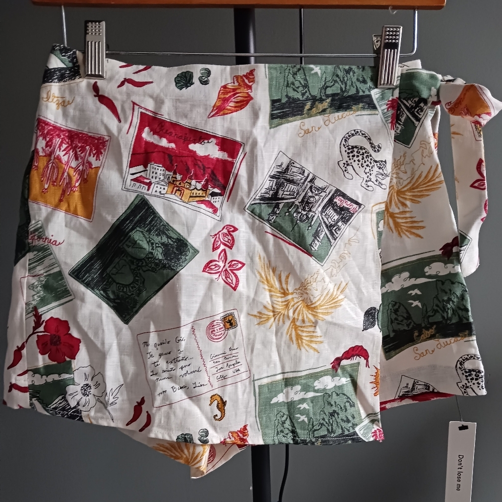 NWT Reformation Cuba Postxard N9velty Print Linen Shorts Size 2